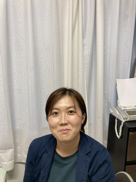 学校での基本動作とはまた違い、自分の身体に負担をかけない実践に使える応用的な技術を学ぶことができて、毎回マッサージ塾に行くのがとても楽しいです。