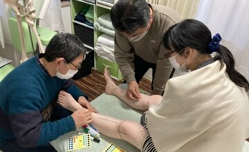 指を痛めない　マッサージ　指圧　大阪