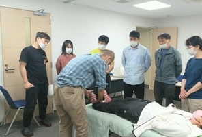 指圧マッサージ　整体